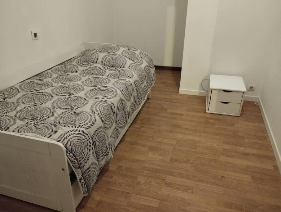 아미앵 Agreable Maison Avec Parking Gratuit 아파트 외부 사진