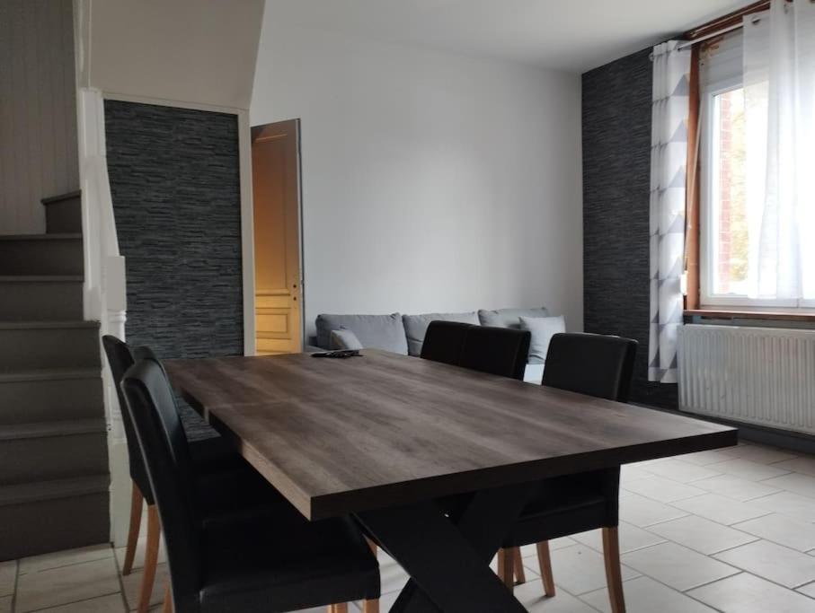 아미앵 Agreable Maison Avec Parking Gratuit 아파트 외부 사진